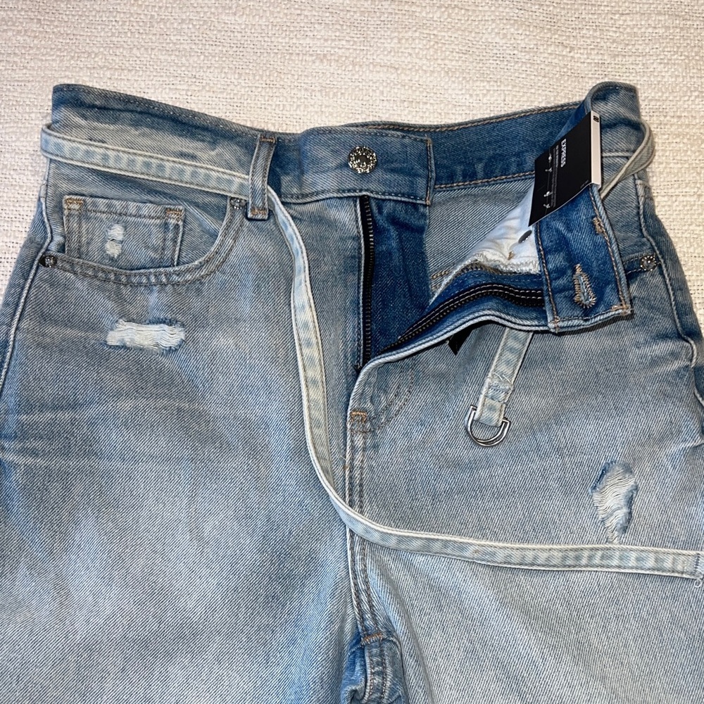 NWT Super High Rise 90s Bermuda Belted Jean Shorts Sz 00 light wash - Picture 11 of 15